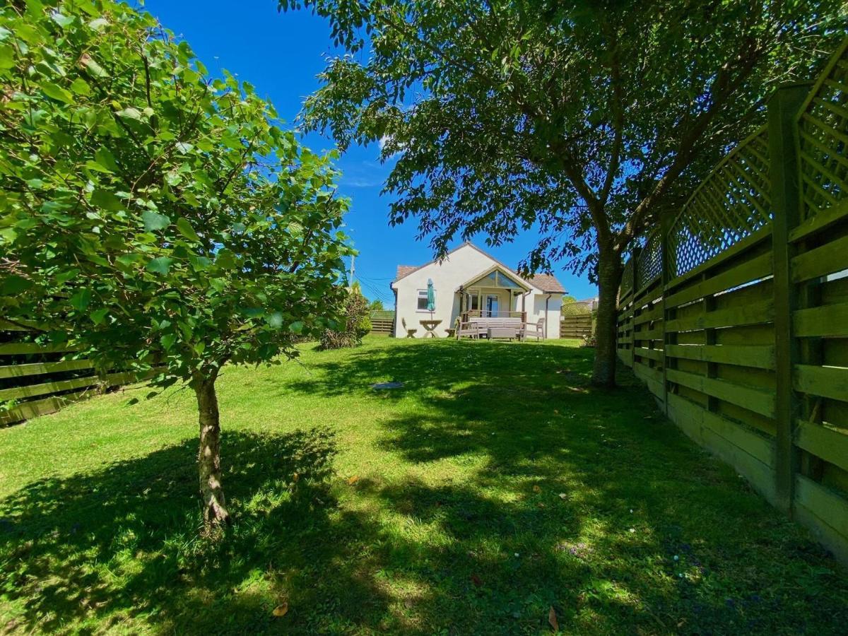 Golden Acre Jurassic Coastal Lodges ,Eype Bridport Exterior foto