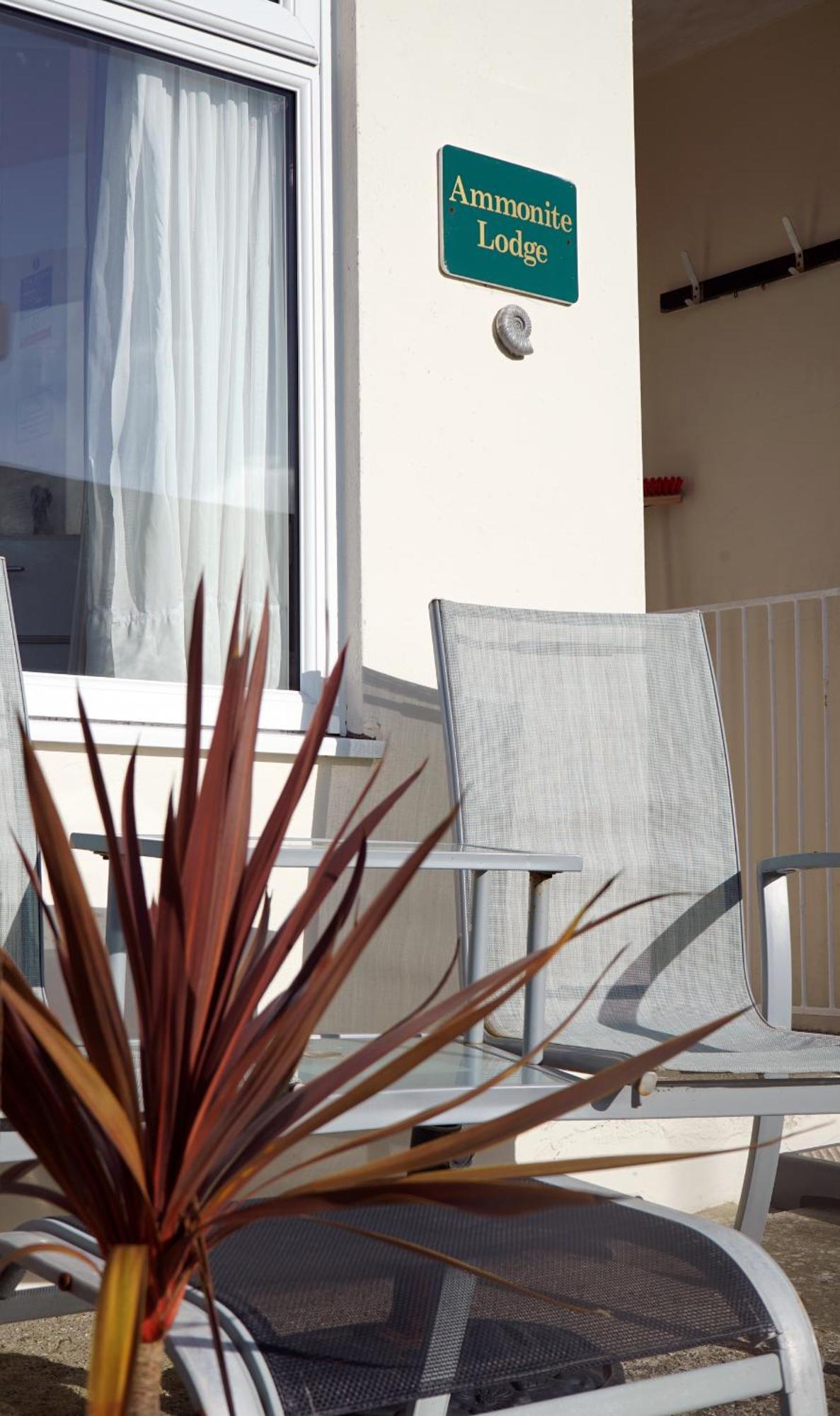 Golden Acre Jurassic Coastal Lodges ,Eype Bridport Exterior foto