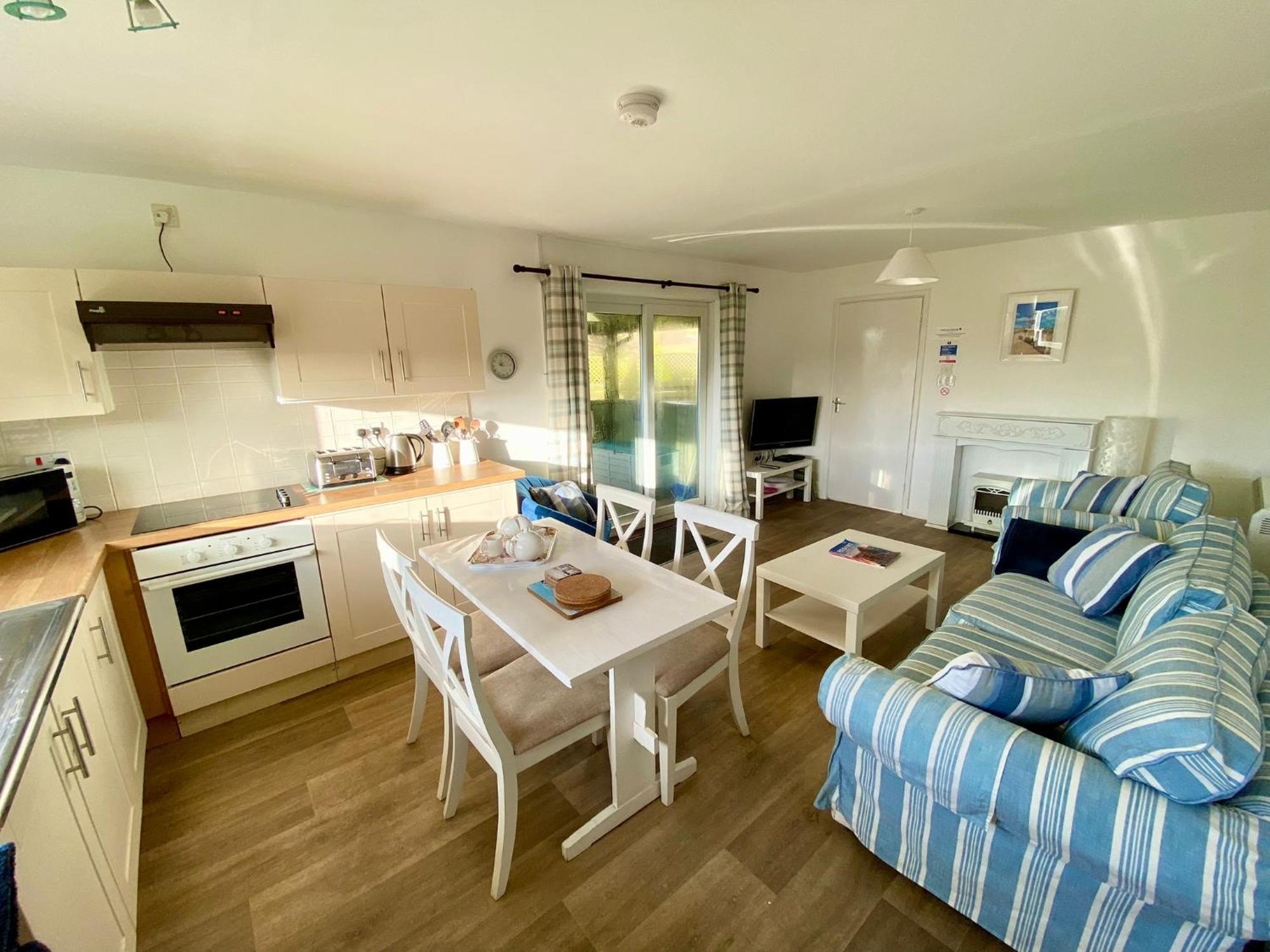 Golden Acre Jurassic Coastal Lodges ,Eype Bridport Exterior foto